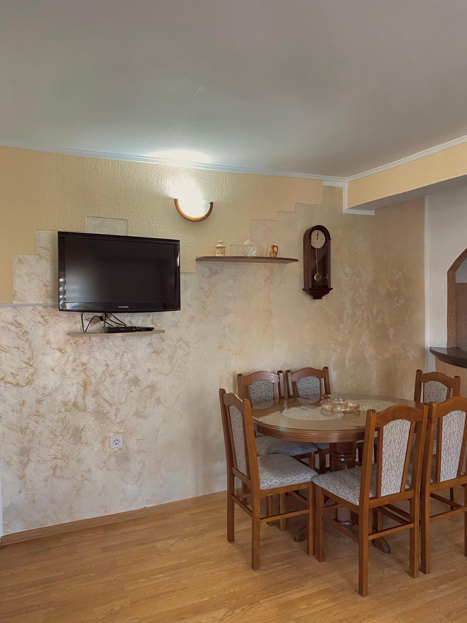 Apartman Konatar Cetinje Pokoj fotografie